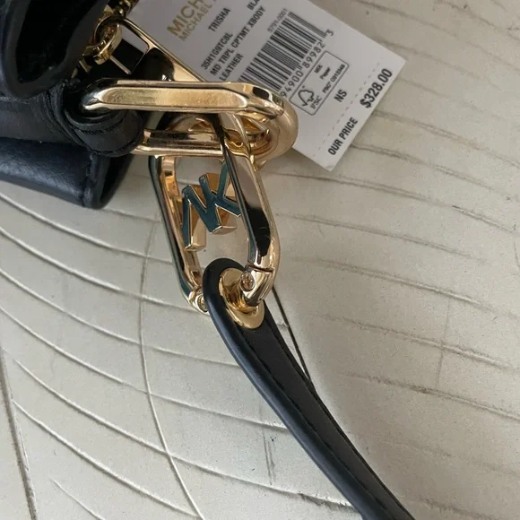 Nwt Michael Kors black gold leather Trisha medium crossbody 3 compartment zip - Picture 6 of 11